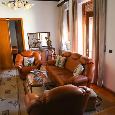 Palma Center 4* Μπεράτ